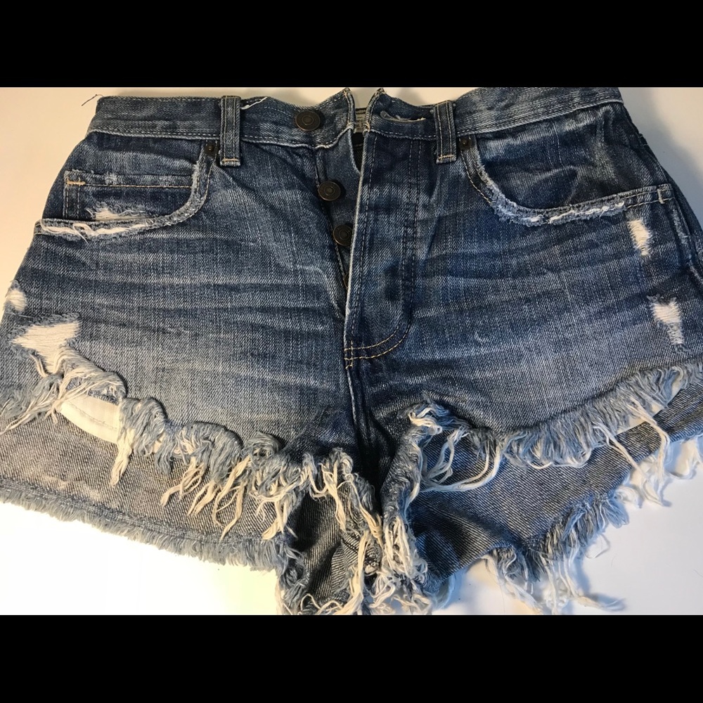 Abercrombie High waisted shorts